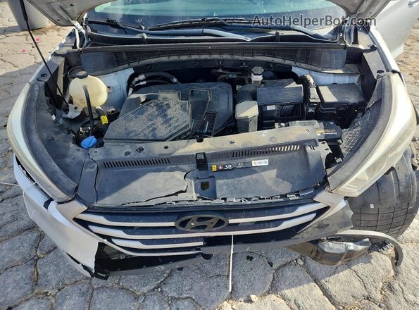 KM8J33A42JU633006 2018 HYUNDAI TUCSON Серебряный Вид подкапотного пространства