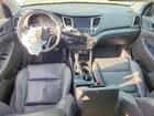 2018 Hyundai Tucson Серебряный vin: KM8J33A42JU633006