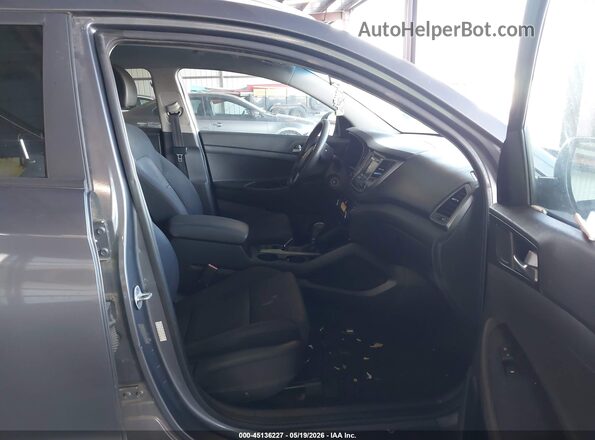 KM8J33A43GU186243 2016 HYUNDAI TUCSON Dark Blue Вид салона спереди