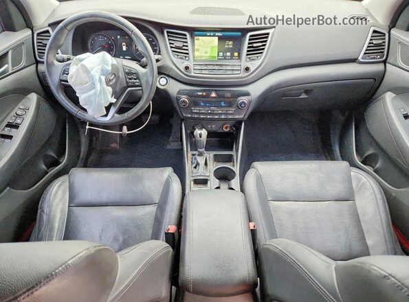 KM8J3CA2XGU221018 2016 HYUNDAI TUCSON Черный Вид панели приборов