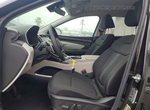 KM8JBCD18RU220944 2024 HYUNDAI TUCSON Черный Вид салона спереди