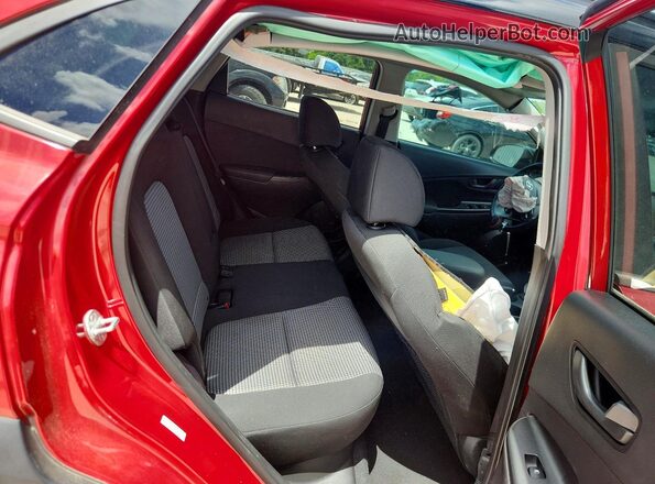 KM8K2CAA3JU073851 2018 HYUNDAI KONA Red Widok wnętrza z tyłu