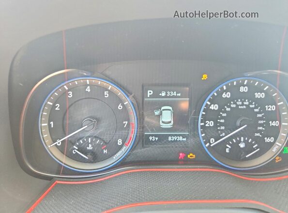 KM8K2CAA3JU073851 2018 HYUNDAI KONA Red Widok zestawu wskaźników