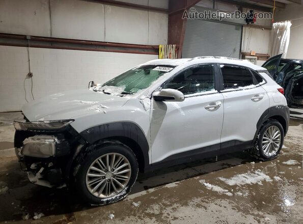 KM8K2CAA5JU182893 2018 HYUNDAI KONA Белый Передняя левая четверть