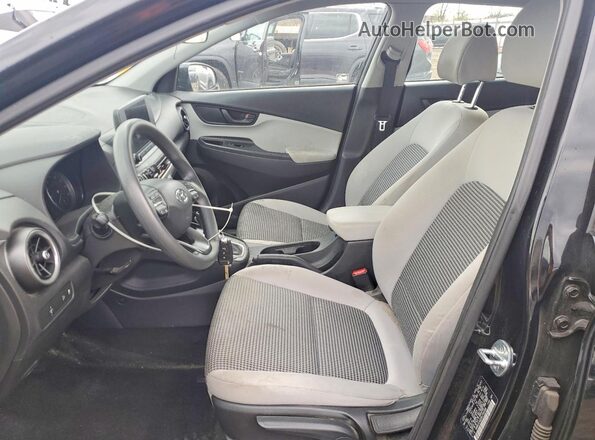 KM8K2CAB2NU754596 2022 HYUNDAI KONA Черный Вид салона спереди