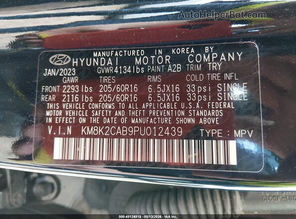 KM8K2CAB9PU012439 2023 HYUNDAI KONA Black Widok komory silnika
