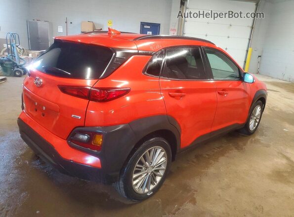 KM8K6CAA8LU521086 2020 HYUNDAI KONA Оранжевый Задняя правая четверть