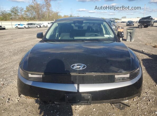 KM8KM4AE6PU172045 2023 HYUNDAI IONIQ Черный Вид спереди