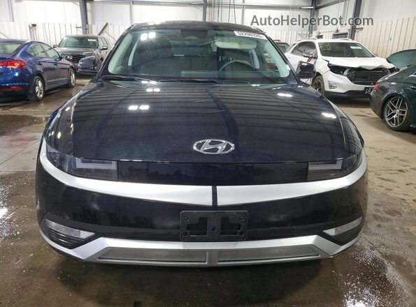 KM8KMDAF4PU229982 2023 HYUNDAI IONIQ Black Вид спереду