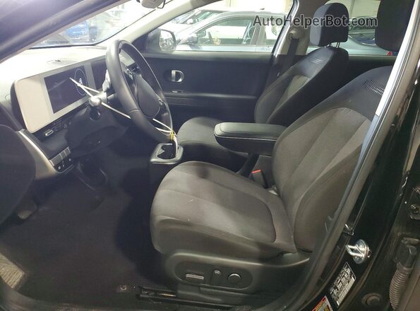 KM8KMDAF4PU229982 2023 HYUNDAI IONIQ Black Вид салону спереду