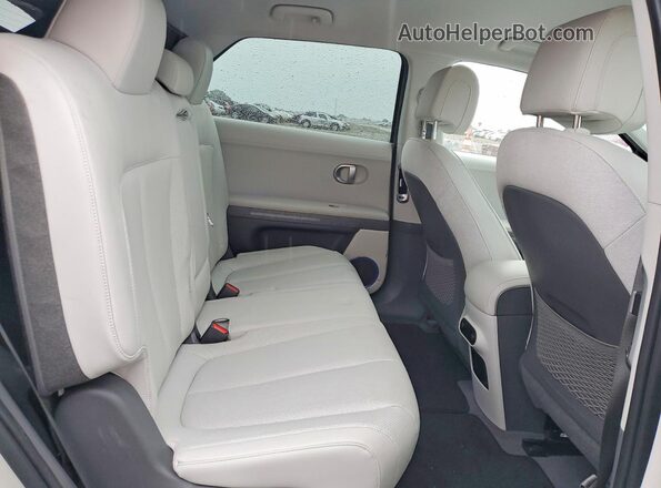 KM8KNDAF8PU190102 2023 HYUNDAI IONIQ Серебряный Вид задних сидений