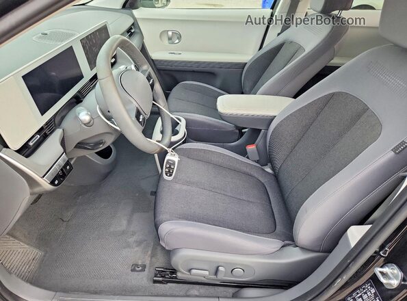 KM8KNDDF2RU299542 2024 HYUNDAI IONIQ Black Front interior view