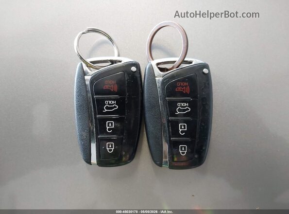 KM8SR4HF2HU175140 2017 HYUNDAI SANTA FE Серебряный Вид панели приборов
