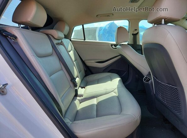 KMHC05LC2KU144057 2019 HYUNDAI IONIQ Белый Вид задних сидений
