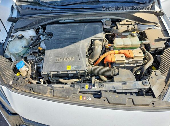 KMHC05LC2KU144057 2019 HYUNDAI IONIQ Белый Вид задней части салона