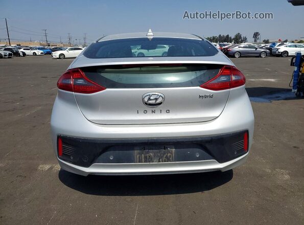 KMHC05LC7JU063540 2018 HYUNDAI IONIQ Серебряный Вид сзади