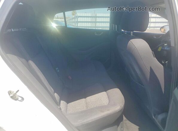 KMHC65LC0KU182479 2019 HYUNDAI IONIQ White Widok tylnych siedzeń