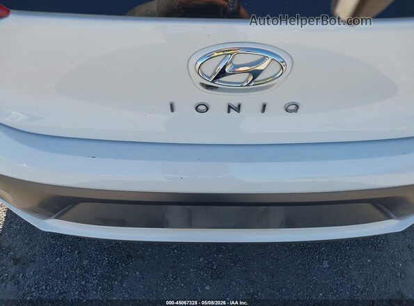 KMHC65LC0LU220357 2020 HYUNDAI IONIQ HYBRID White Սարքավորումների վահանակի տեսք