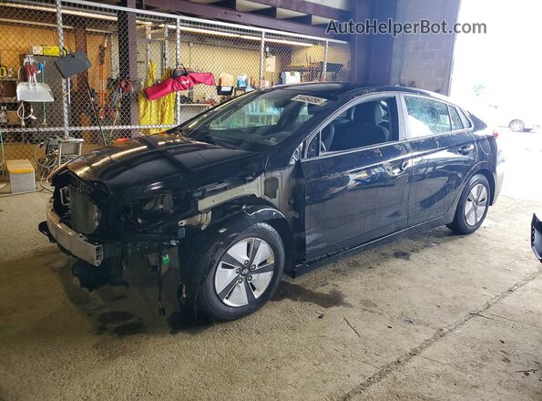 KMHC65LC1HU056382 2017 HYUNDAI IONIQ Черный Передняя левая четверть