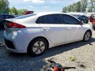 2019 Hyundai Ioniq Blue White vin: KMHC65LC1KU129046