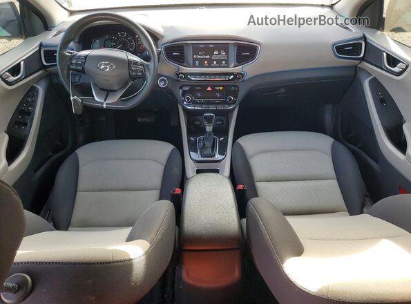 KMHC65LC2HU024573 2017 HYUNDAI IONIQ Угольный Вид панели приборов