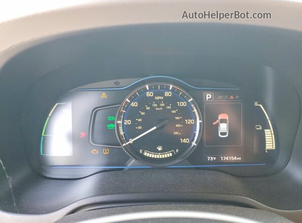 KMHC65LC2HU024573 2017 HYUNDAI IONIQ Угольный Вид щитка приборов