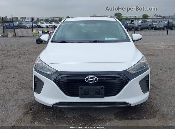 KMHC65LC3KU107985 2019 HYUNDAI IONIQ HYBRID Белый Вид щитка приборов