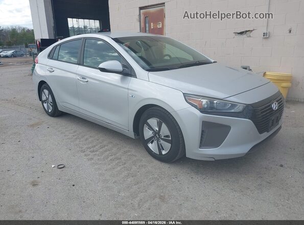 KMHC65LC4JU075644 2018 HYUNDAI IONIQ HYBRID Silver Przód prawy