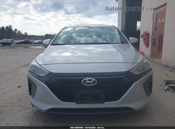 KMHC65LC4JU075644 2018 HYUNDAI IONIQ HYBRID Silver Widok zestawu wskaźników
