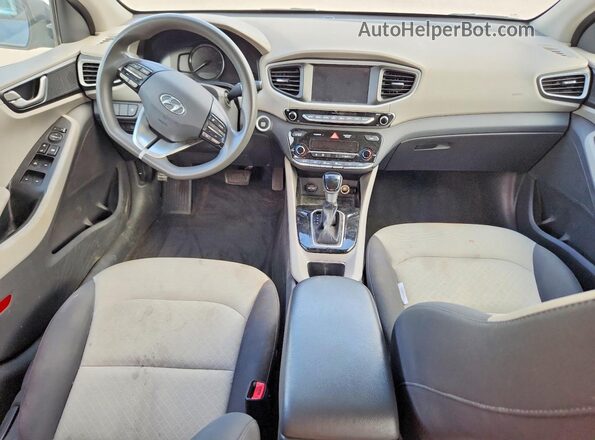 KMHC65LC5HU046910 2017 HYUNDAI IONIQ Gray Առջևի վահանակի տեսք