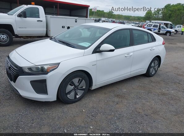 KMHC65LC6JU076214 2018 HYUNDAI IONIQ HYBRID White Przód lewy