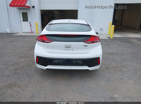 KMHC65LC6JU076214 2018 HYUNDAI IONIQ HYBRID White 