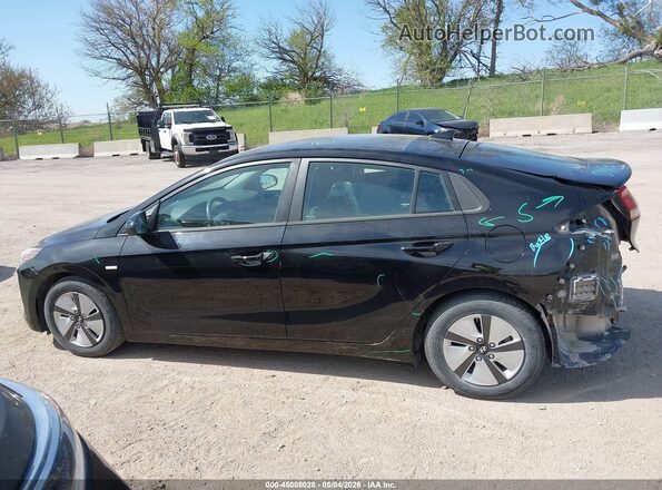 KMHC65LC7JU062371 2018 HYUNDAI IONIQ HYBRID Черный 