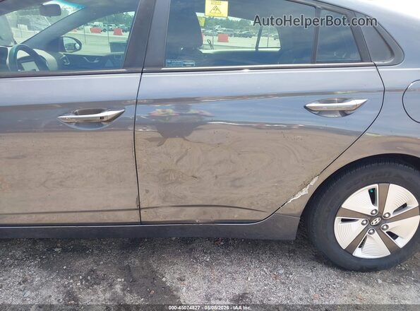 KMHC65LC8HU048036 2017 HYUNDAI IONIQ HYBRID Gray Вид спереду