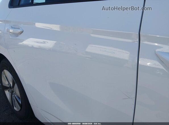KMHC65LC8JU100285 2018 HYUNDAI IONIQ HYBRID Белый Вид спереди