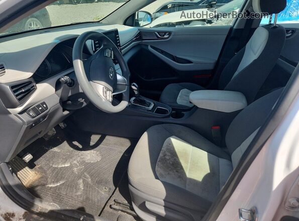 KMHC65LC9LU229137 2020 HYUNDAI IONIQ White Widok wnętrza z przodu
