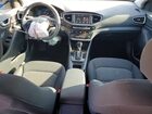 2018 Hyundai Ioniq Blue Blue vin: KMHC65LCXJU102426