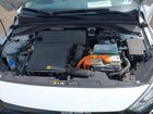 2019 Hyundai Ioniq Plug-in Hybrid   White vin: KMHC65LD3KU132099