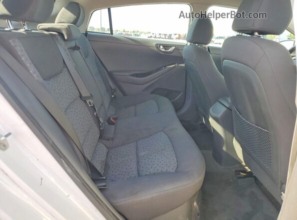 KMHC75LC1KU105553 2019 HYUNDAI IONIQ White Вид задніх сидінь