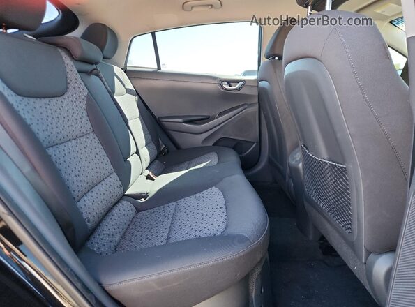 KMHC75LC2HU049194 2017 HYUNDAI IONIQ Black Vista de los asientos traseros