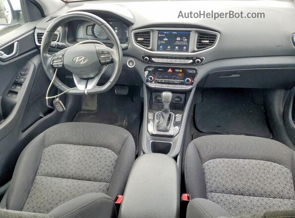 KMHC75LC3HU035403 2017 HYUNDAI IONIQ White Առջևի վահանակի տեսք