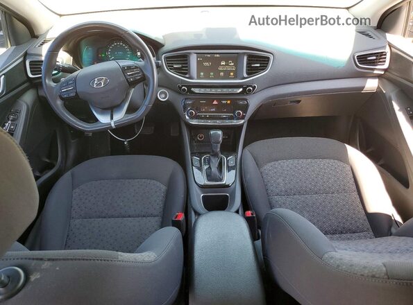 KMHC75LC8KU132166 2019 HYUNDAI IONIQ Черный Вид панели приборов