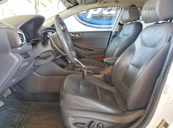KMHC85LCXHU020958 2017 HYUNDAI IONIQ White Widok wnętrza z przodu