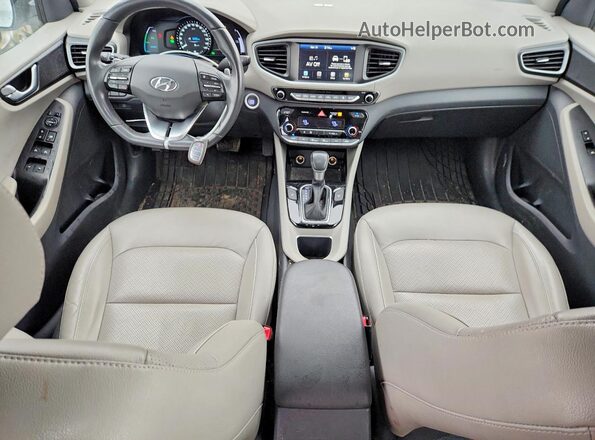 KMHC85LCXJU071687 2018 HYUNDAI IONIQ Белый Вид панели приборов