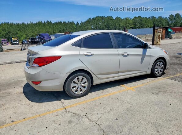 KMHCT4AE0HU190985 2017 HYUNDAI ACCENT Бежевый Задняя правая четверть