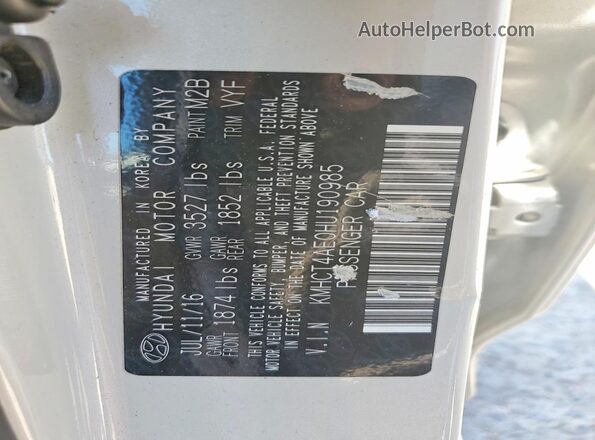KMHCT4AE0HU190985 2017 HYUNDAI ACCENT Бежевый Вид подкапотного пространства