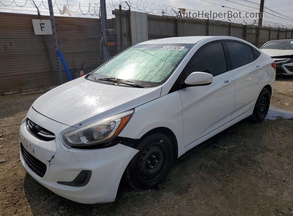 KMHCT4AE0HU242471 2017 HYUNDAI ACCENT White Vista tres cuartos delantera izquierda
