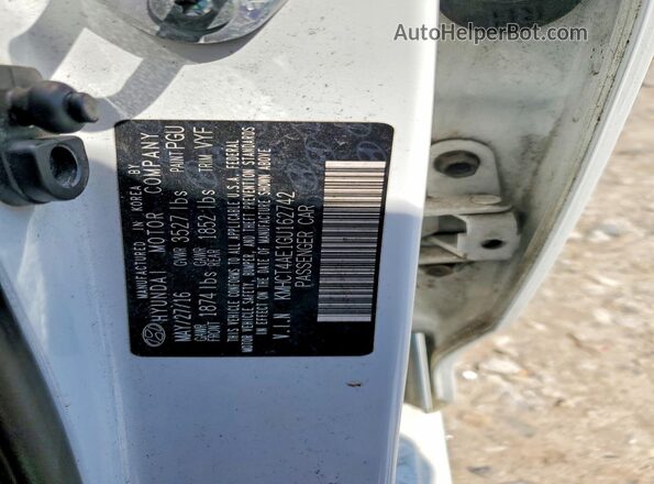 KMHCT4AE1GU162742 2016 HYUNDAI ACCENT Белый Вид подкапотного пространства