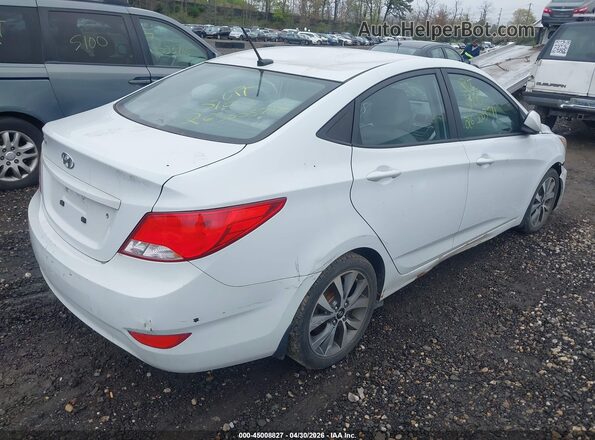 KMHCT4AE3HU379629 2017 HYUNDAI ACCENT White Tył prawy