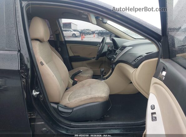 KMHCT4AE4GU144087 2016 HYUNDAI ACCENT Черный Вид салона спереди